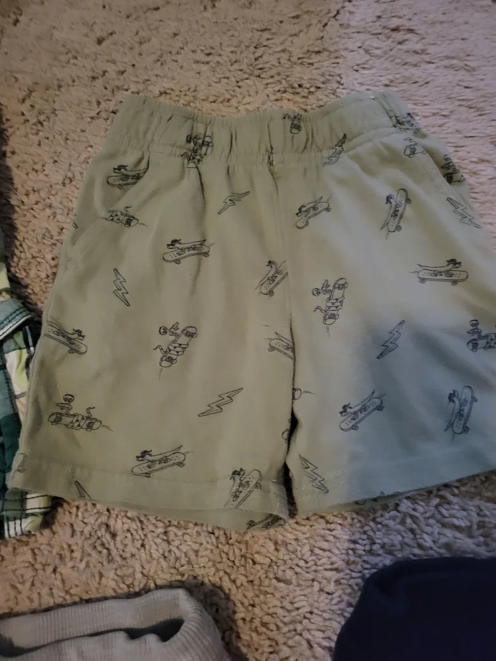 Old Navy Boys Mixed Shorts Pack - Green Plaid, Olive Print, Gray, Black, Navy